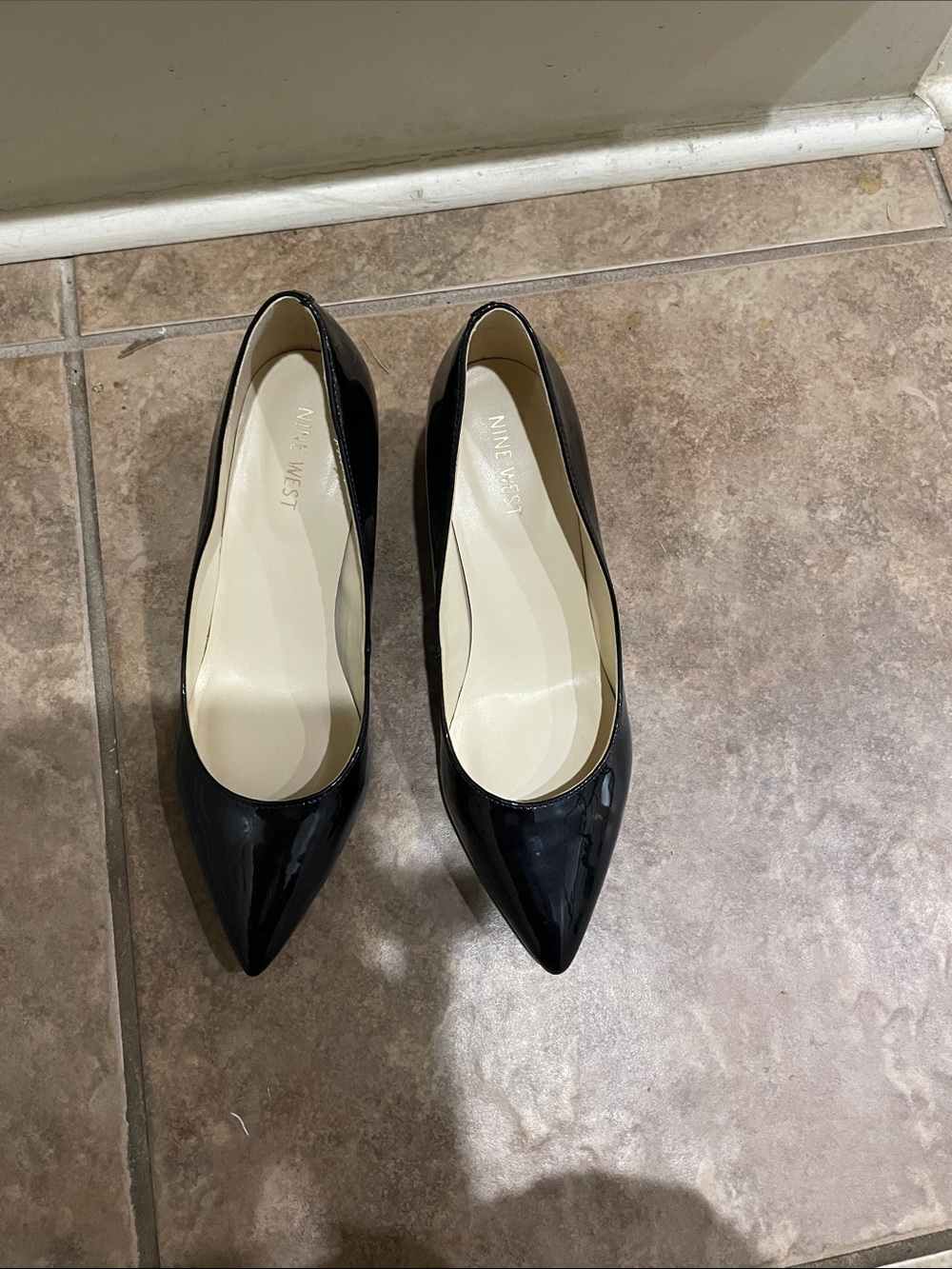 Nine West Black Patent Pointed Pumps